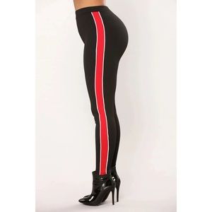 Get In Line Leggings - Black